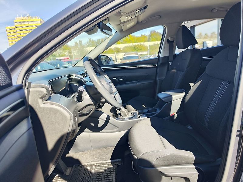 Hyundai Tucson 1.6 T-GDI/110kW Comfort - fotka 13 z 31