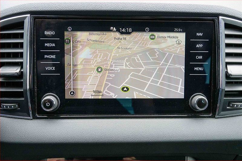Škoda Karoq (2024) Ambition 1.5 TSI - fotka 20 z 21