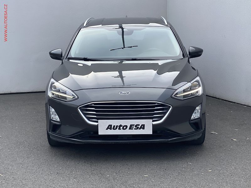 Ford Focus (2018) 1.0EB, Titanium, TZ - fotka 2 z 18