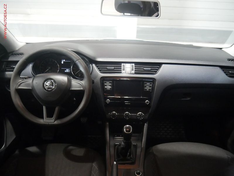Škoda Octavia (2017) 1.6 TDi, ČR, Active - fotka 8 z 13