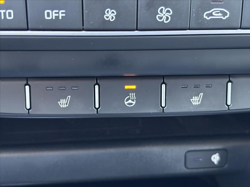 Kia XCeed 1,5 TGDi TOP ZÁRUKA KAMERA NAV - fotka 28 z 43