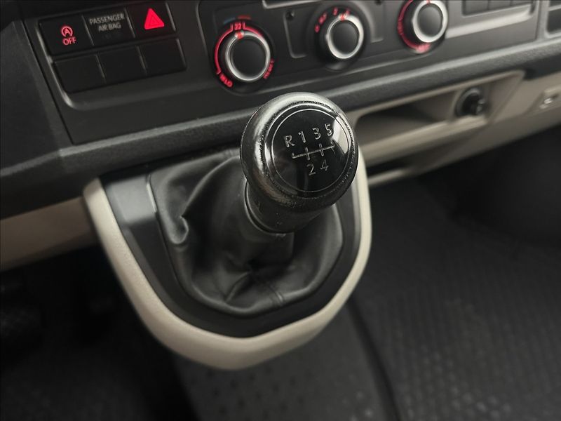 Volkswagen Transporter 2,0 2XCHLAĎÁK DPH NZ.TOP ČR - fotka 17 z 33