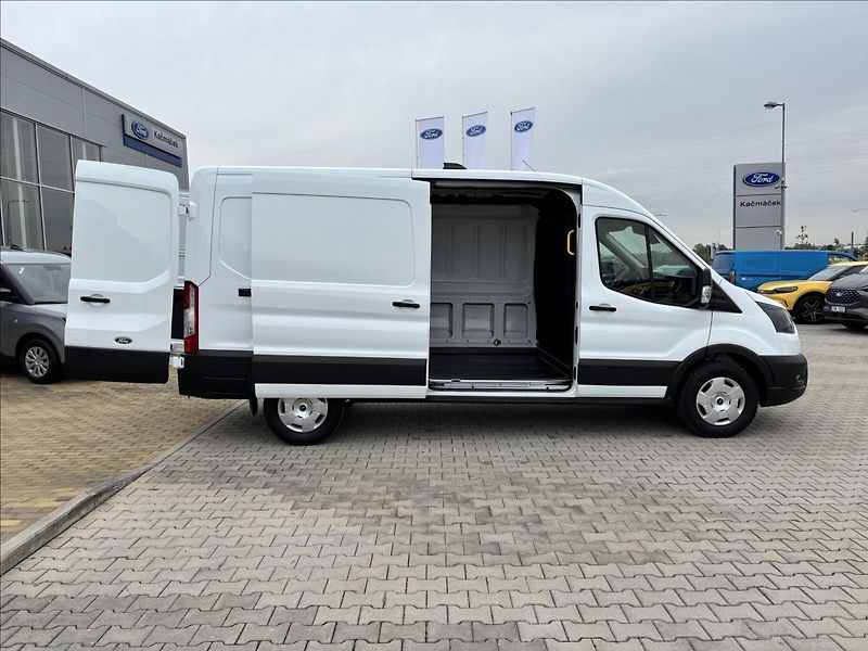 Ford Transit 2,0 EcoBlue 96kW L3 DPH - fotka 12 z 39