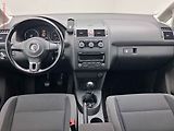 Volkswagen Touran (2015) 2.0TDi, Klima - náhled 8