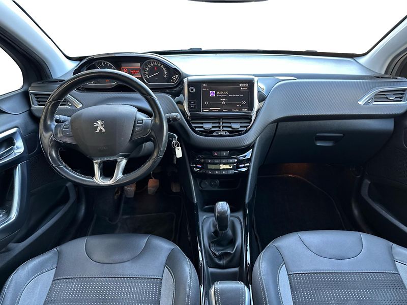 Peugeot 2008 1.2 PureTech Allure 73kW Man. - fotka 10 z 23