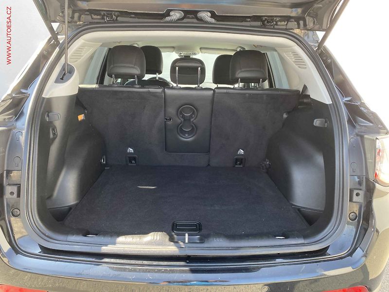 Jeep Compass (2020) 1.4T 4X4, Limited, AT, +ALU - fotka 7 z 22