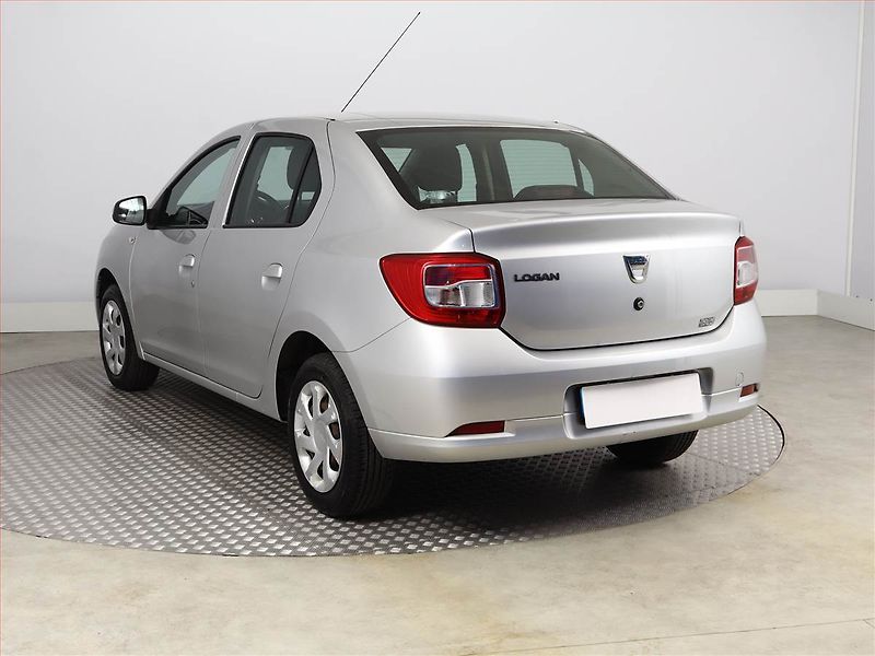 Dacia Logan (2016) 1.2 16V, Serv.kniha - fotka 4 z 10