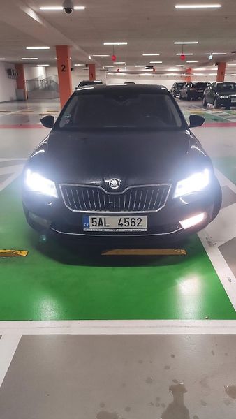 Škoda Superb (2016) Superb III. DSG L&K - fotka 5 z 6