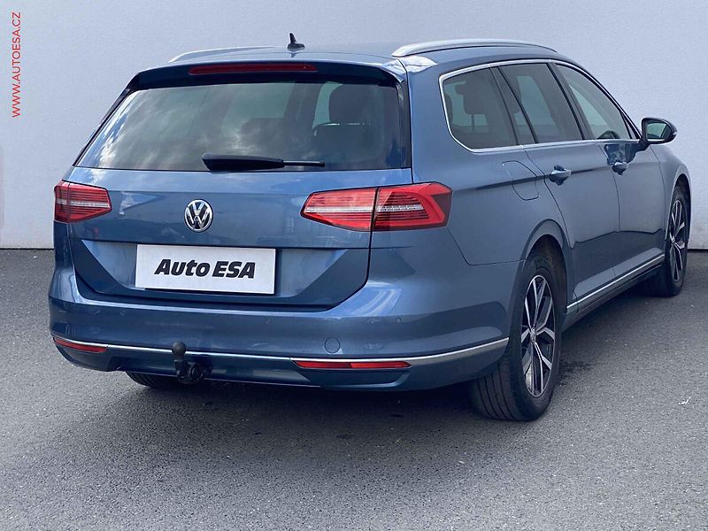 Volkswagen Passat (2016) 2.0 TDi, Highline, DSG, LED - fotka 4 z 20