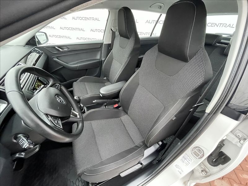 Škoda Fabia 1,0 TSi,1.maj.,ČR,po servisu - fotka 11 z 22