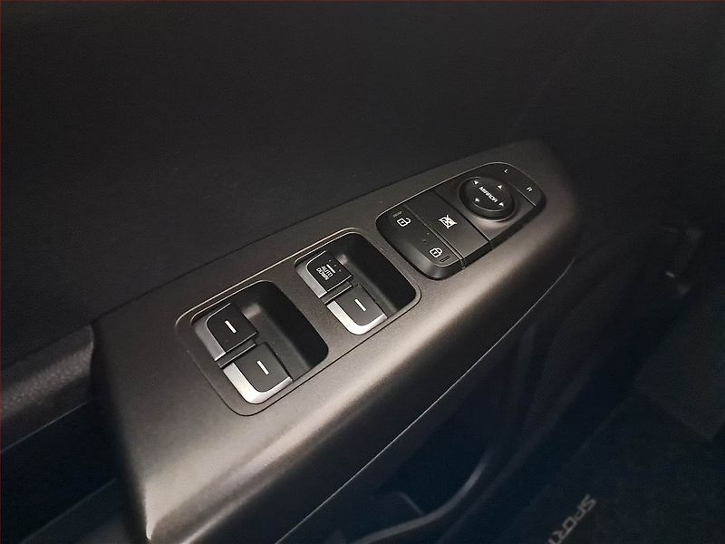 Kia Sportage (2017) 1.6 GDI - fotka 15 z 17