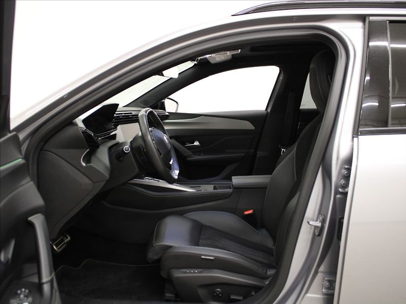 Peugeot 308 1,2 PT GT Paměť PANO Výprodej! - fotka 6 z 30