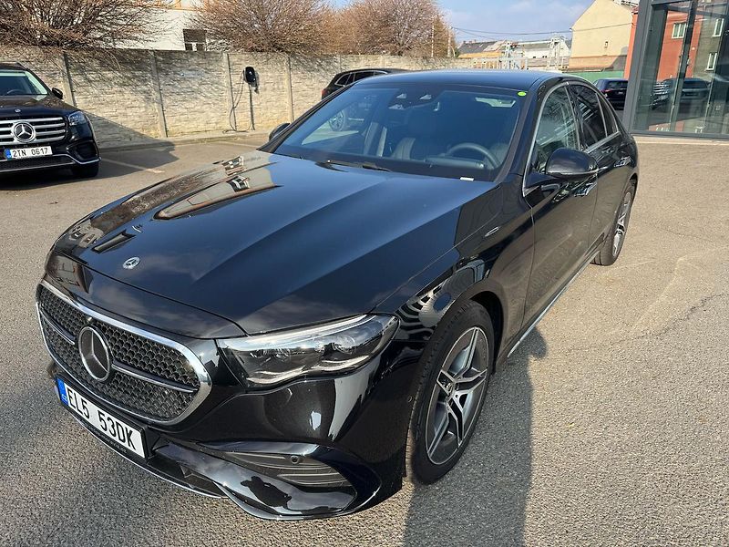 Mercedes-Benz Třídy E E 400 e 4MATIC PHEV demo - fotka 3 z 26