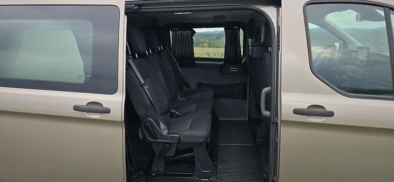 Ford Transit Custom (2020) EcoBlue hybrid H1L2 - fotka 14 z 27