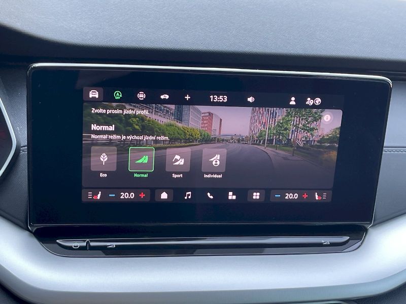 Škoda Octavia (2024) 1.5 TSI 110kW MHEV DSG Selecti - fotka 14 z 32