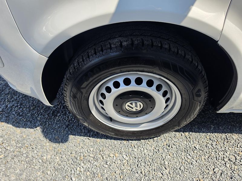 Volkswagen Multivan 2.0 TDI 103kw 7 Míst  TZ  - fotka 8 z 37