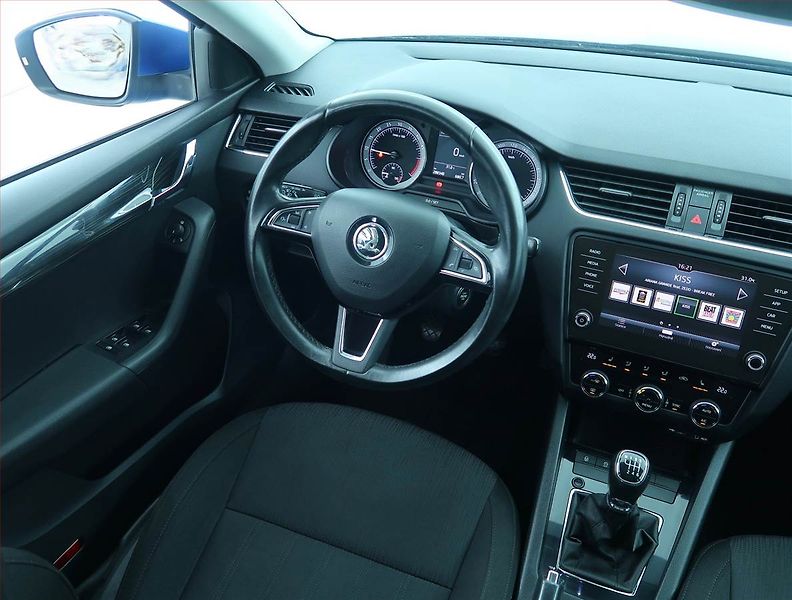 Škoda Octavia (2017) Ambition 2.0 TDI, Tempomat - fotka 7 z 19
