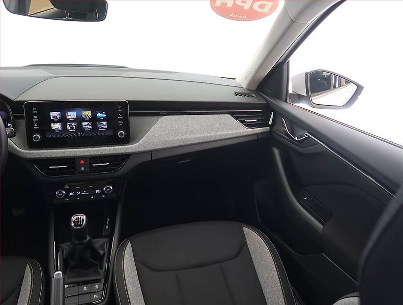 Škoda Kamiq (2025) Selection 1.0 TSI - fotka 8 z 25
