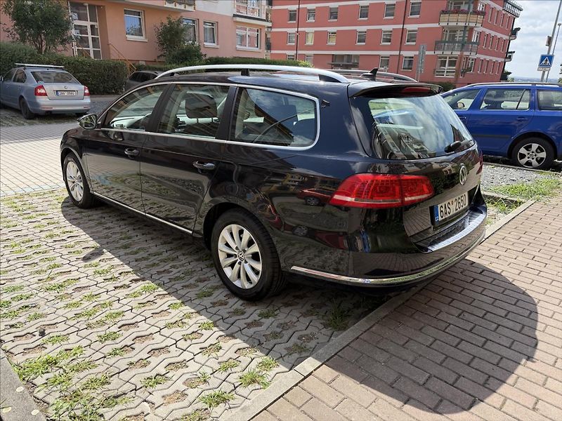 Volkswagen Passat 2,0TDi 103kW Comfort. Variant - fotka 3 z 14