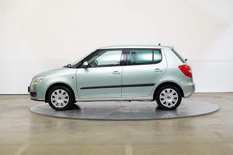 Škoda Fabia - fotka 3 z 19