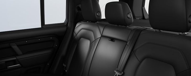 Land Rover Defender (2026) 110 D250 X-DYNAMIC SE AWD Aut - fotka 8 z 8