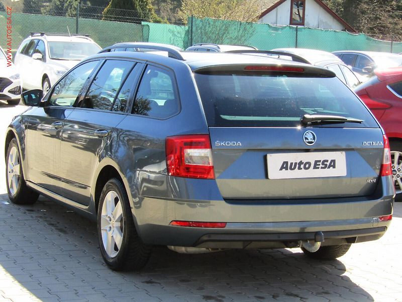 Škoda Octavia (2019) 2.0 TDi 4x4, 2.maj,ČR - fotka 4 z 18