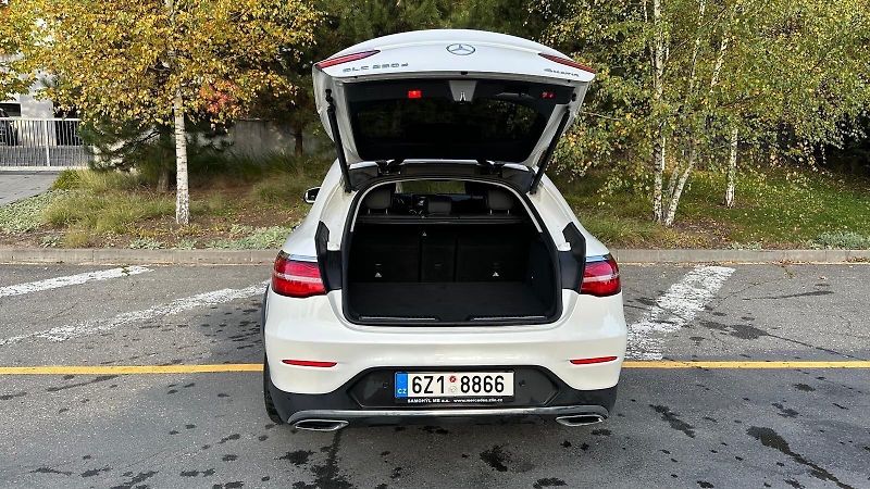 Mercedes-Benz GLC (2017) Coupé 250 d 4M AIR AMG Line - fotka 14 z 18