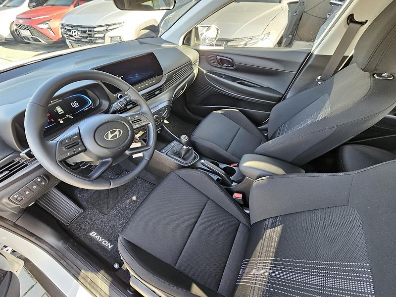 Hyundai Bayon (2026) 1.0 T-GDI 66kW GO! - fotka 8 z 16