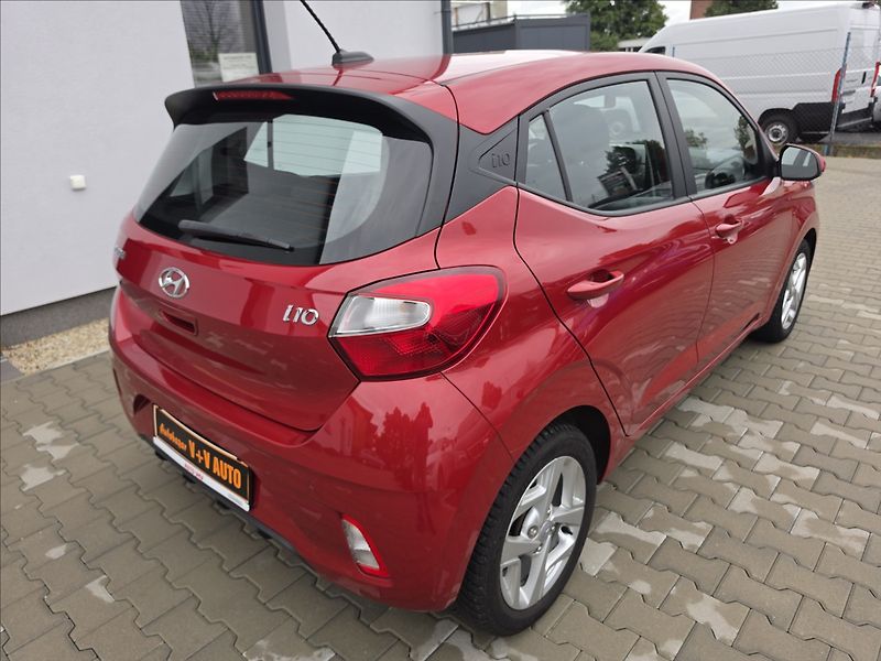 Hyundai i10 1,0 49KW vyhř. volat + sedadla - fotka 6 z 41