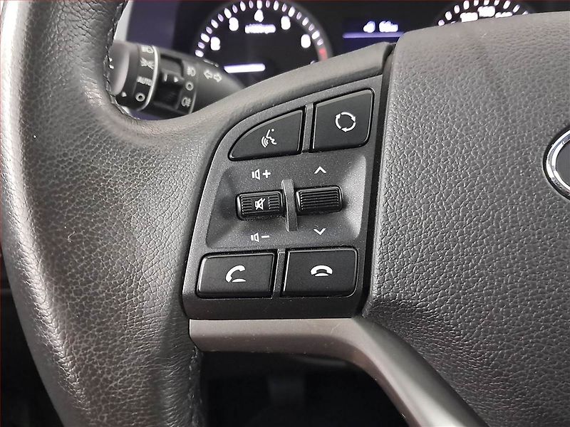 Hyundai Tucson (2020) Adventure 1.6 GDI, ČR,1.maj - fotka 16 z 18