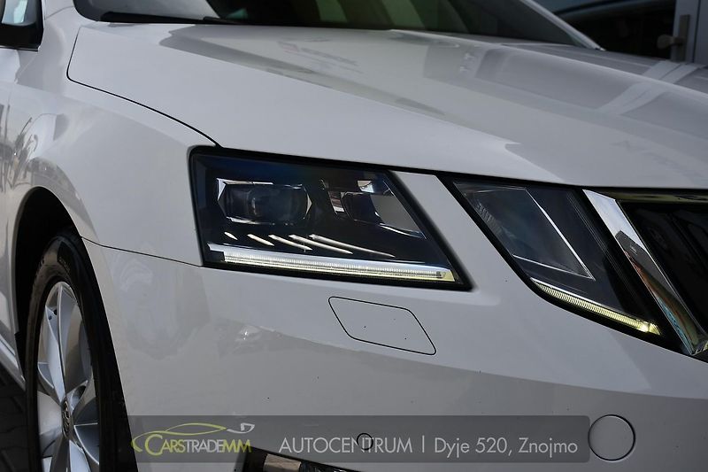 Škoda Octavia 1,6TDI STYLE ČR  - fotka 52 z 53