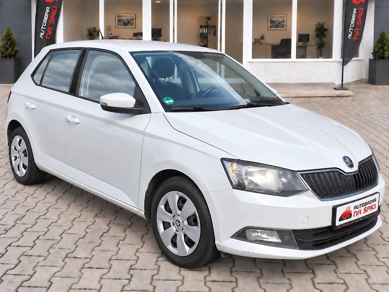 Škoda Fabia (2015) 1.2TSI 66kW -1.MAJITEL - fotka 1 z 42