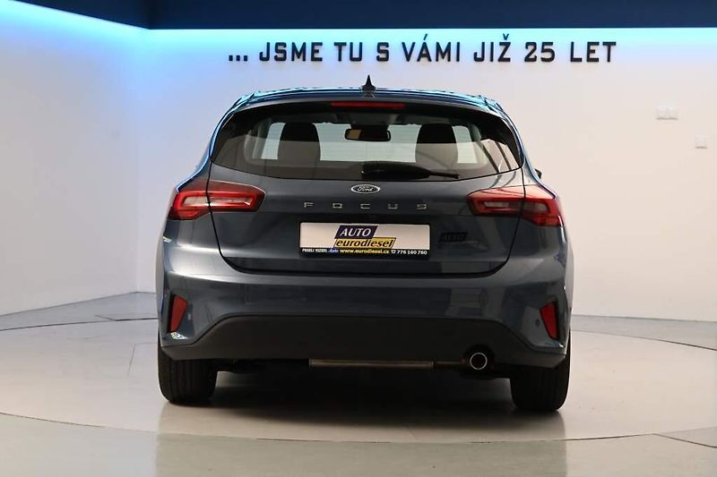 Ford Focus (2022) 1.5 ACTIVE LED Kamera ECOBLUE - fotka 6 z 33