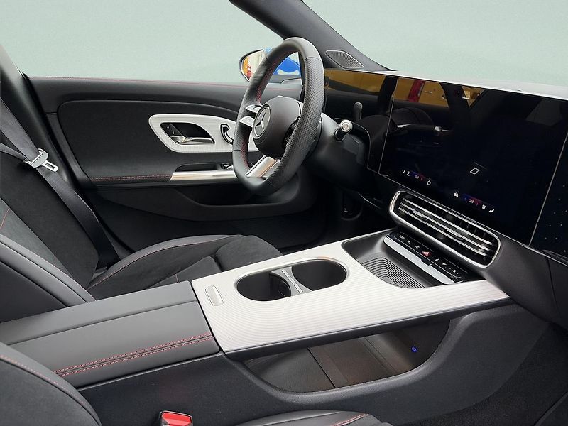 Mercedes-Benz CLA 250+  EQ - fotka 12 z 15