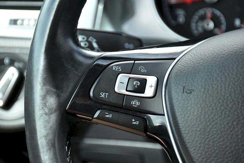 Volkswagen Golf (2020) MARATHON EDITION 1.5 TSI 96kW - fotka 27 z 32