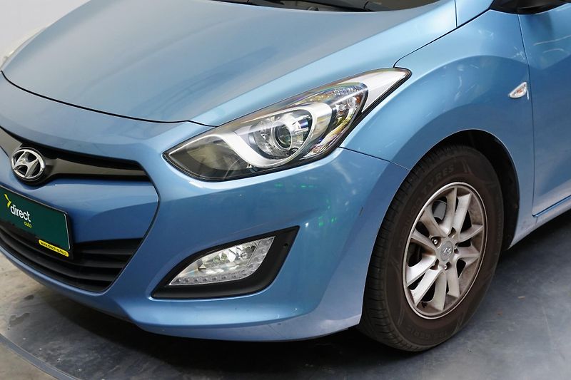 Hyundai i30 - fotka 9 z 21