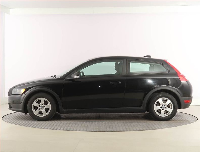 Volvo C30 (2009) 1.6 i, Serv.kniha, po STK - fotka 3 z 15