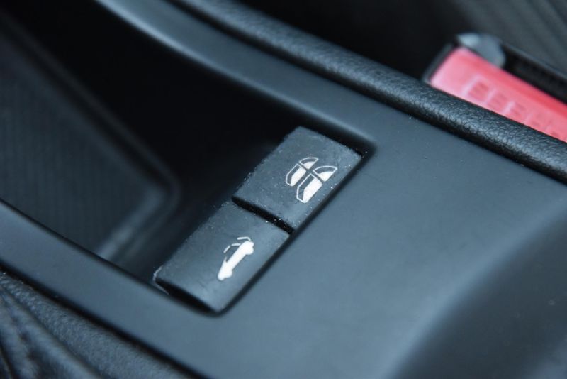 Peugeot 308 1.6 HDi 6st,NAV,KLIMA,TEMP,ALU - fotka 27 z 46