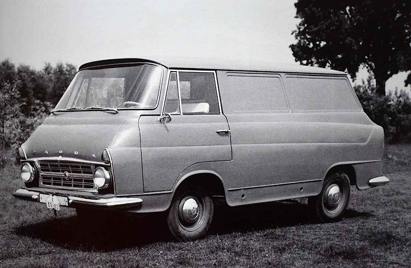 Prototyp kupé Škoda 763, které vyvinuli v Kvasinách v letech 1976 a 1977