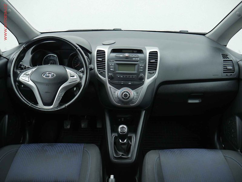 Hyundai ix20 (2017) 1.6 CVVT, ČR, servis.kniha - fotka 8 z 15
