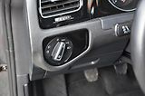 Volkswagen Golf (2017) 2.0 TDi 110kW HIGHLINE / LED - náhled 25