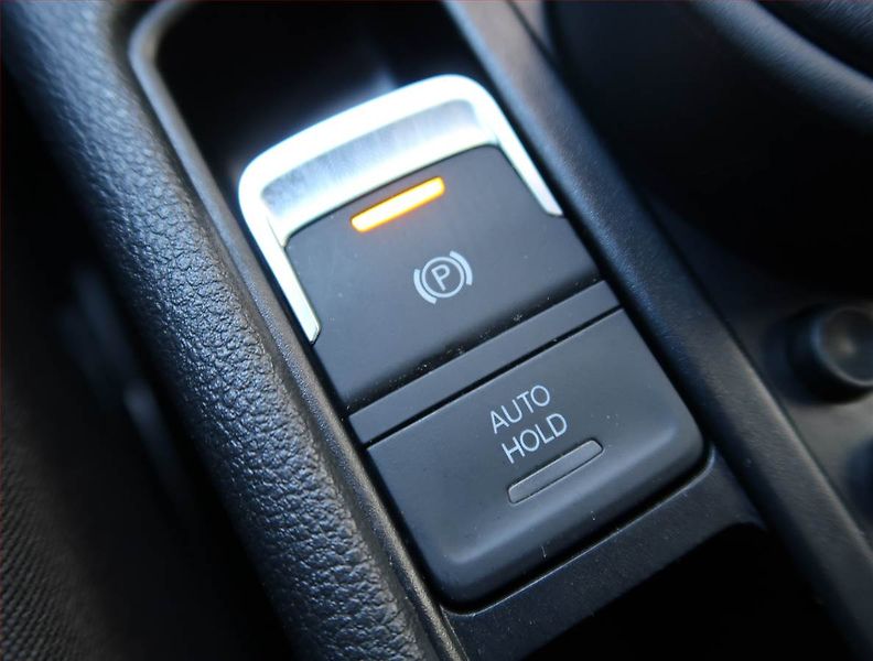 Volkswagen Touran (2020) Comfortline 2.0 TDI, Navi - fotka 15 z 20
