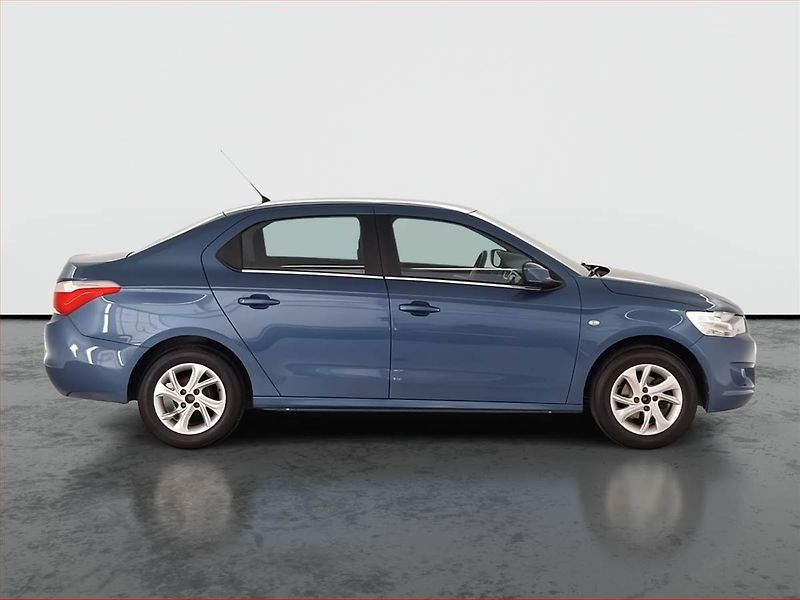 Citroën C-Elysée (2016) Exclusive 1.2 PureTech - fotka 6 z 17
