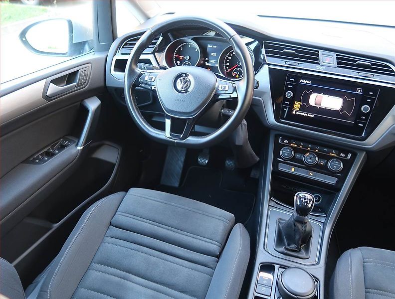 Volkswagen Touran (2020) Comfortline 2.0 TDI, Navi - fotka 7 z 20