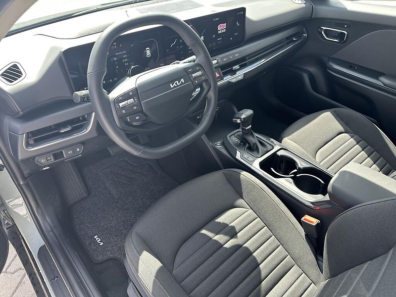 Kia K4 Sportswagon (2026) 1,6 T-GDi  7DCT 110 kW EXCLUSI - fotka 4 z 6