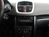Peugeot 207 (2009) 1.6i, AC - náhled 13
