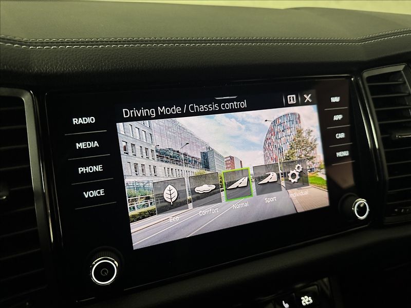 Škoda Kodiaq 2,0 TDi  DSG Sportline Virtual - fotka 41 z 50