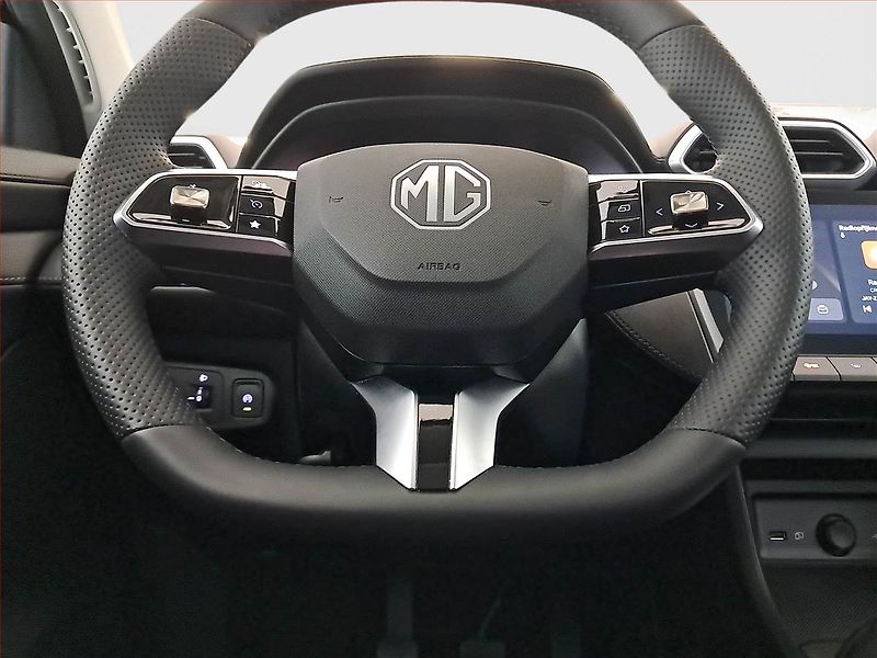 MG ZS (2026) 1.5 i, Elegance, Navigace - fotka 18 z 18