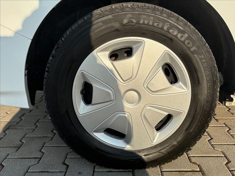 Ford Transit Custom 2,0 EcoBlue KombiVan L2 DPH - fotka 12 z 34
