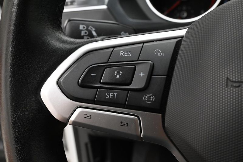Volkswagen Tiguan 2,0 TDI 110 kW DSG Life Záruka - fotka 24 z 31